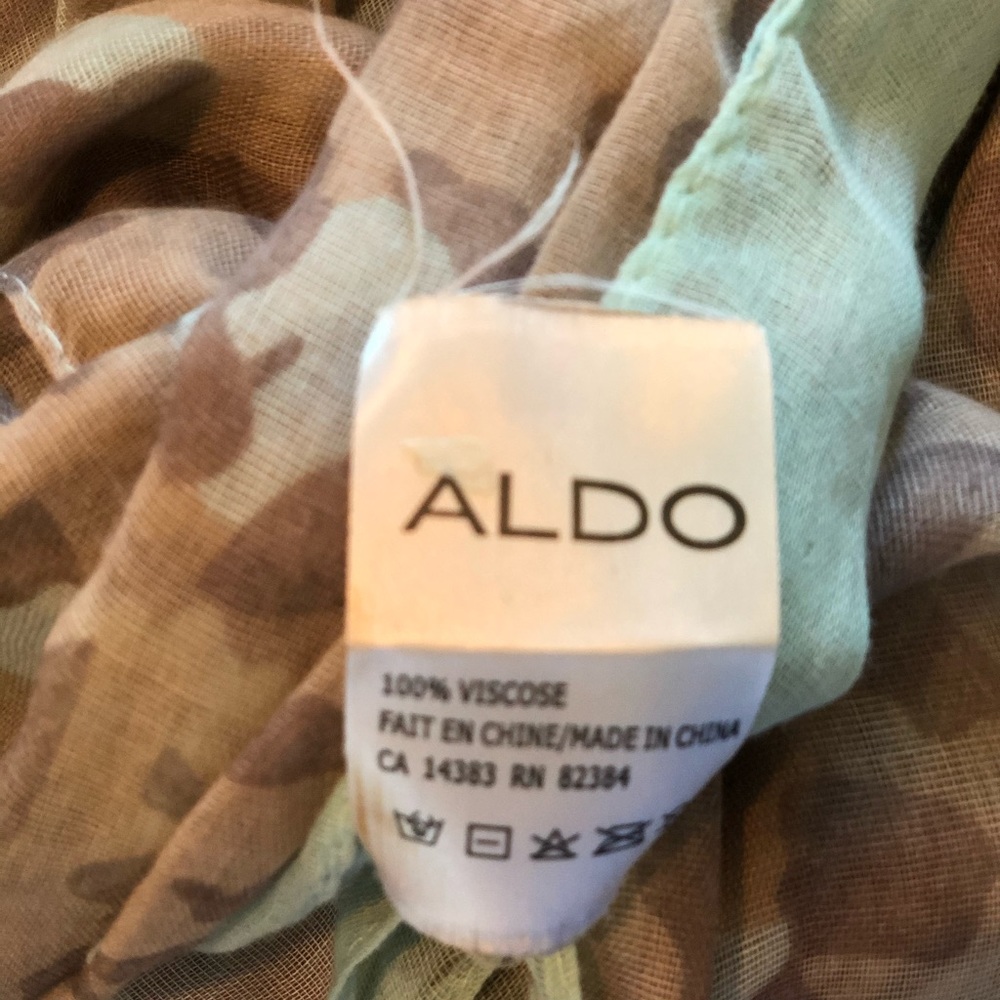 Scarf - Picture 4 of 4
